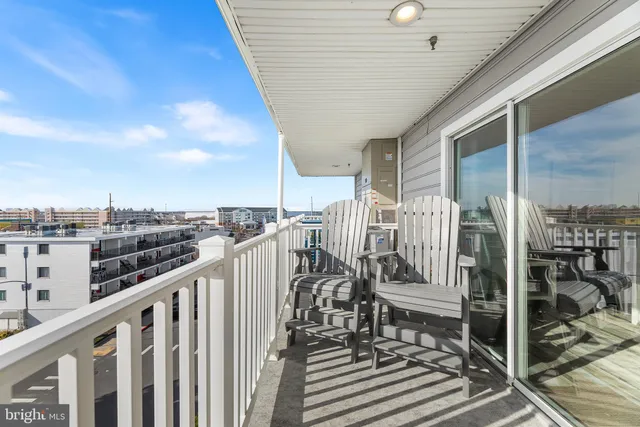 $350,000 | 6 127th Street, Unit 402, Ocean City, MD 21842