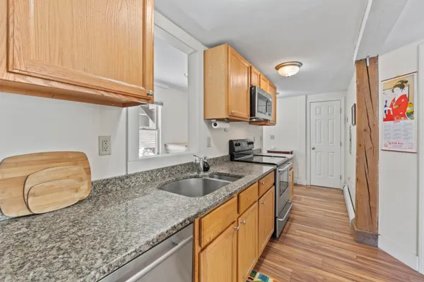 $379,000 | 177 Main Street, Unit 2, Newmarket, NH 03857