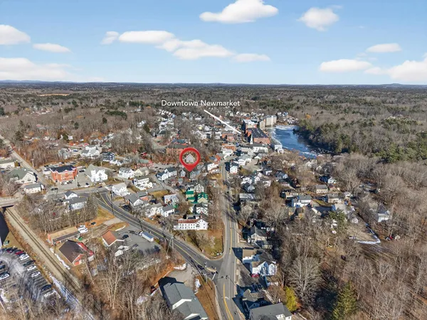 $379,000 | 177 Main Street, Unit 2, Newmarket, NH 03857