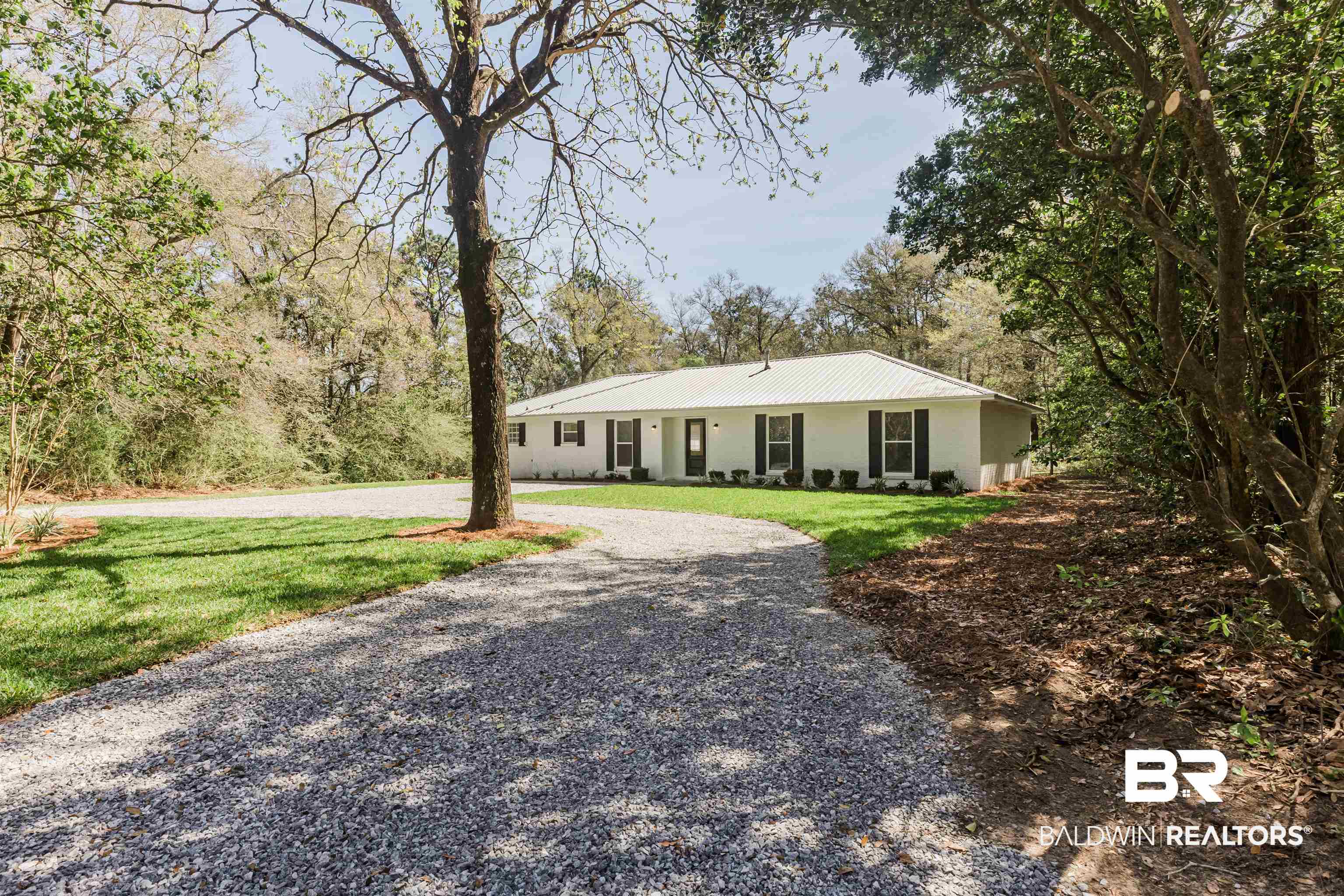 6281 Sherry Drive Mobile, AL 36618 - Photo 2 of 39