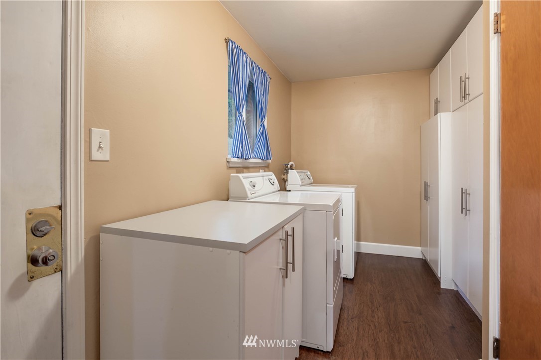 22415 73rd Place West Edmonds, WA 98026 - Photo 18 of 25 a utility room with dryer and washer