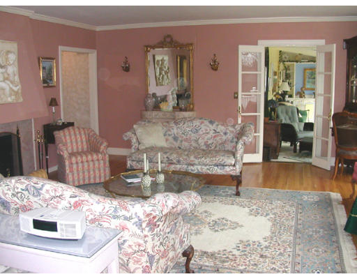 204 Chestnut Street Andover, MA 01810 - Photo 10 of 25 a living room with fireplace