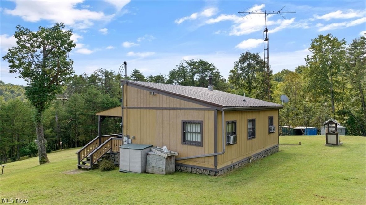 1656 Racy Road Petroleum, WV 26161 - Photo 10 of 21