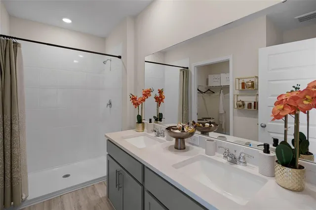 $293,990 | 1600 Hummingbird Lane, Winter Haven, FL 33884