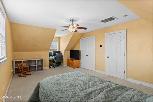 $485,000 | 1074 Wells Town Road, Teachey, NC 28464