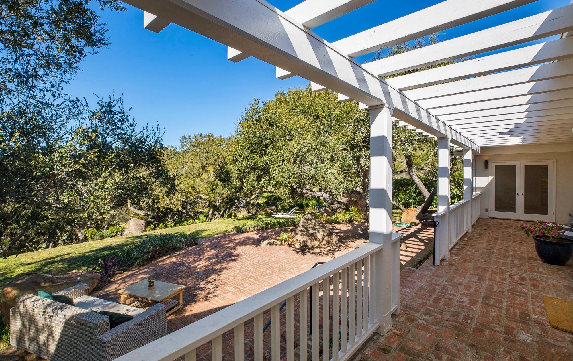 115 El Cielito Road Santa Barbara, CA 93105 - Photo 6 of 14 Glorious Outdoor Living