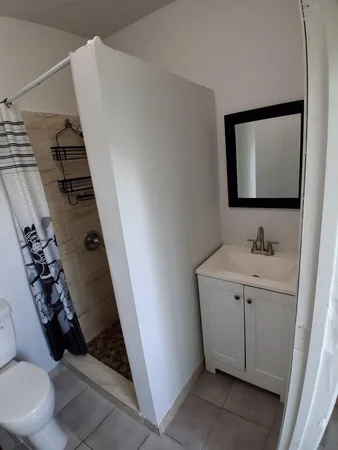 $3,650 | 6420 Oak Street, Hollywood, FL 33024