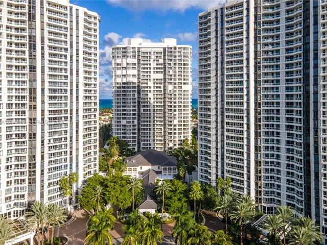 $5,000 | 21205 Yacht Club Drive, Unit 304, Aventura, FL 33180