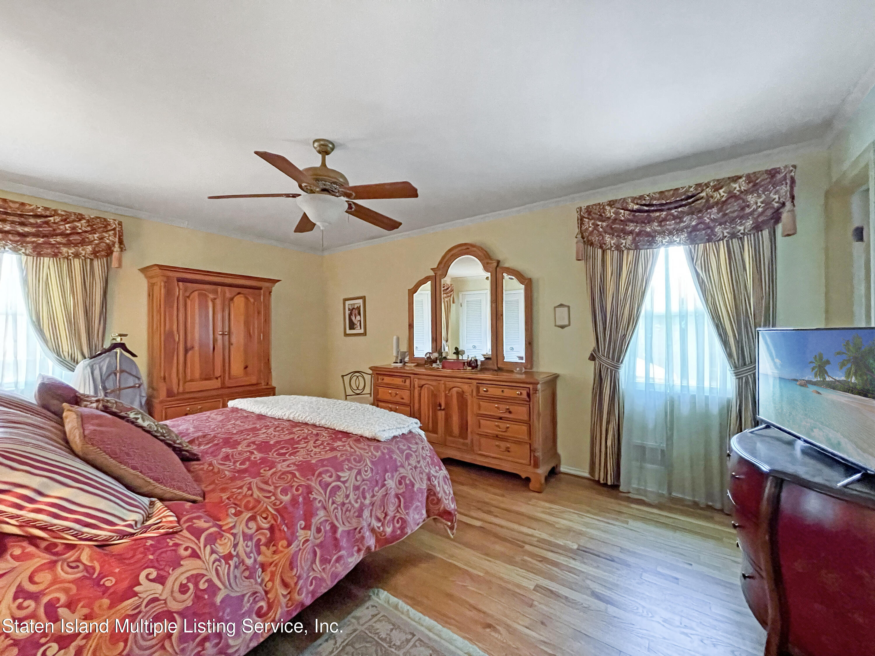 244 4 Corners Road Staten Island, NY 10304 - Photo 19 of 37 Photo Aug 24, 9 59 47 PM