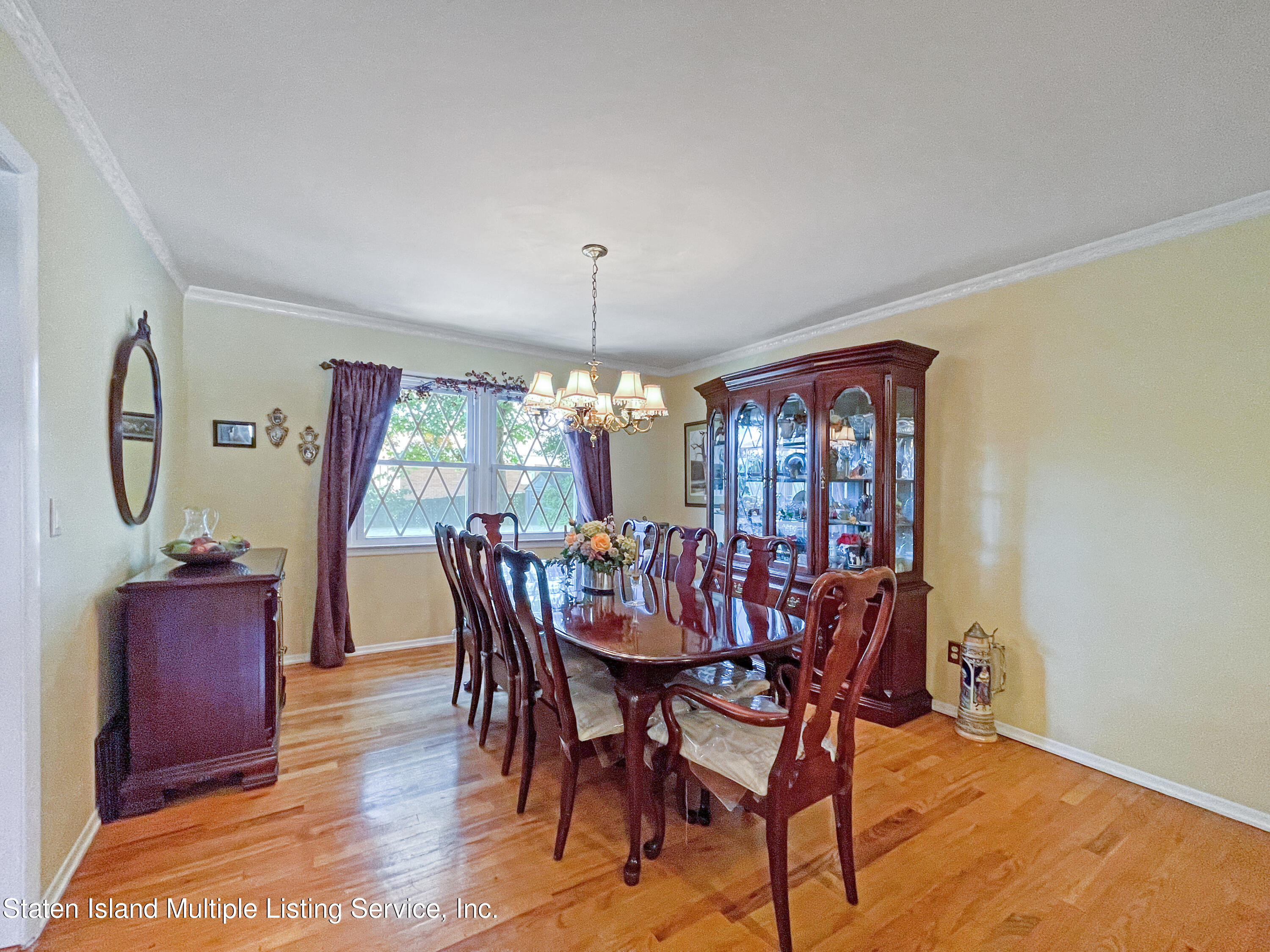 244 4 Corners Road Staten Island, NY 10304 - Photo 9 of 37 Photo Aug 24, 9 56 59 PM