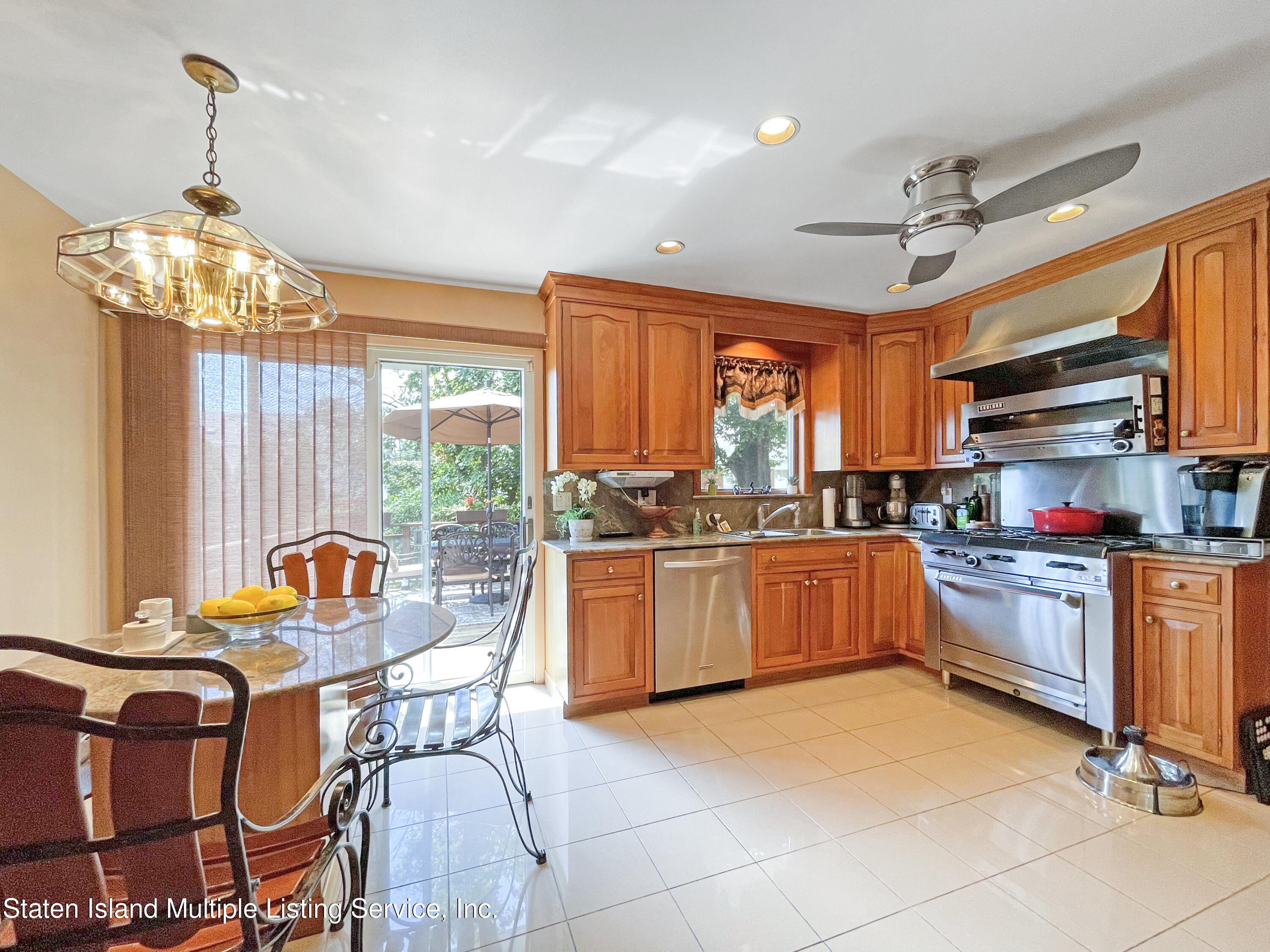 244 4 Corners Road Staten Island, NY 10304 - Photo 10 of 37 Photo Aug 24, 10 01 42 PM