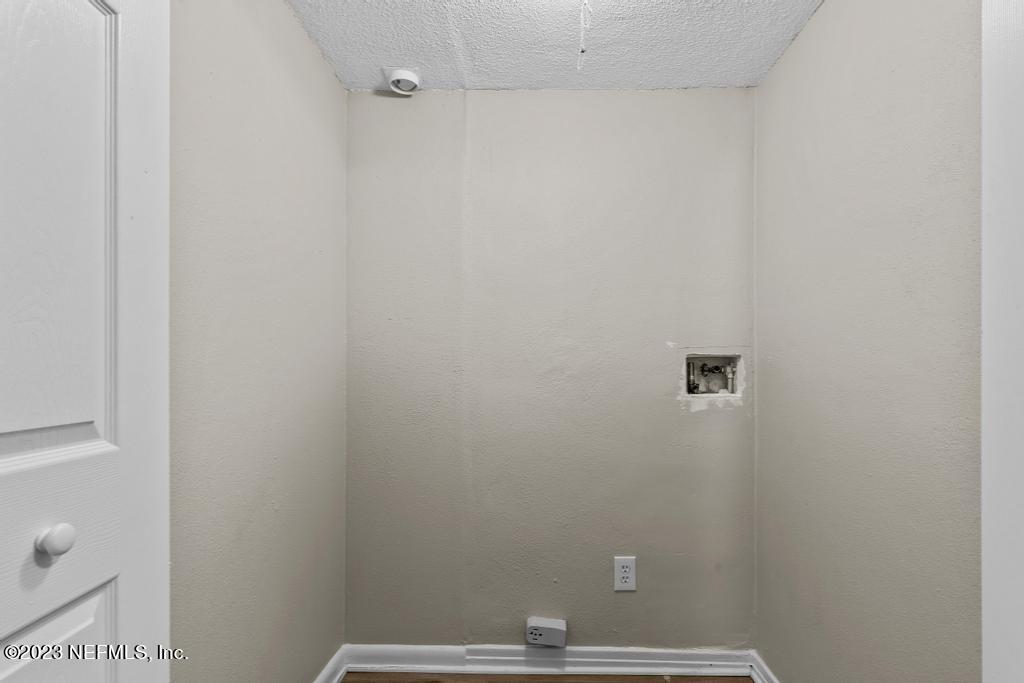 1023 Seba Street Jacksonville, FL 32205 - Photo 24 of 27 a view of a bathroom