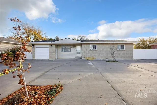 $335,000 | 958 Bracken Street North, Twin Falls, ID 83301