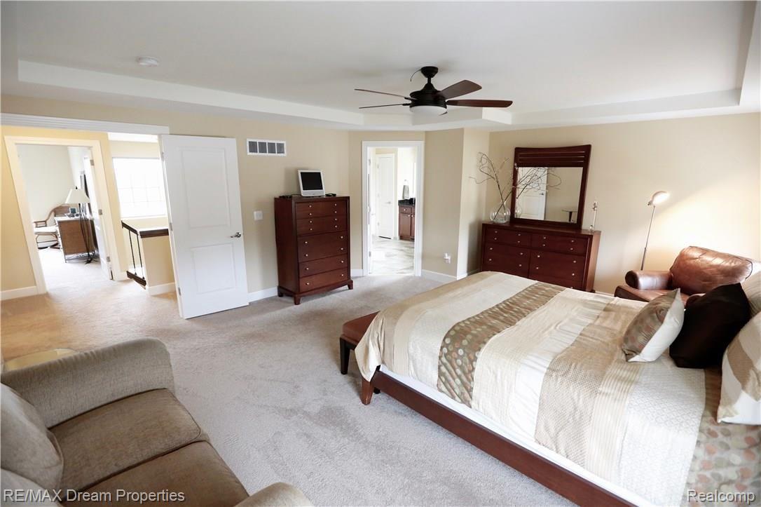 24292 Ravine Drive South Lyon, MI 48178 - Photo 17 of 23 _I0A6407.jpg