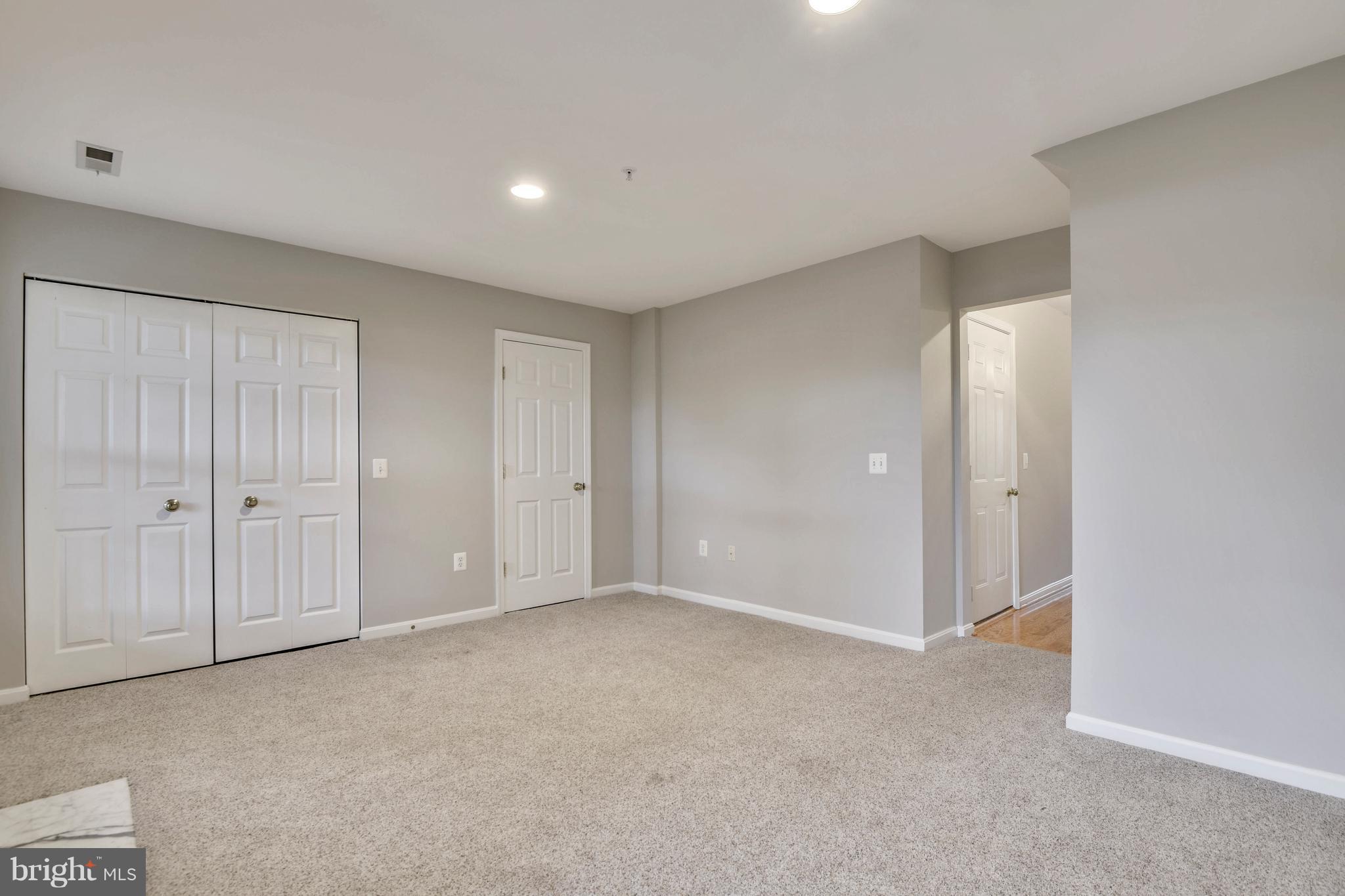 710 Howards Loop Annapolis, MD 21401 - Photo 20 of 28 Family Room