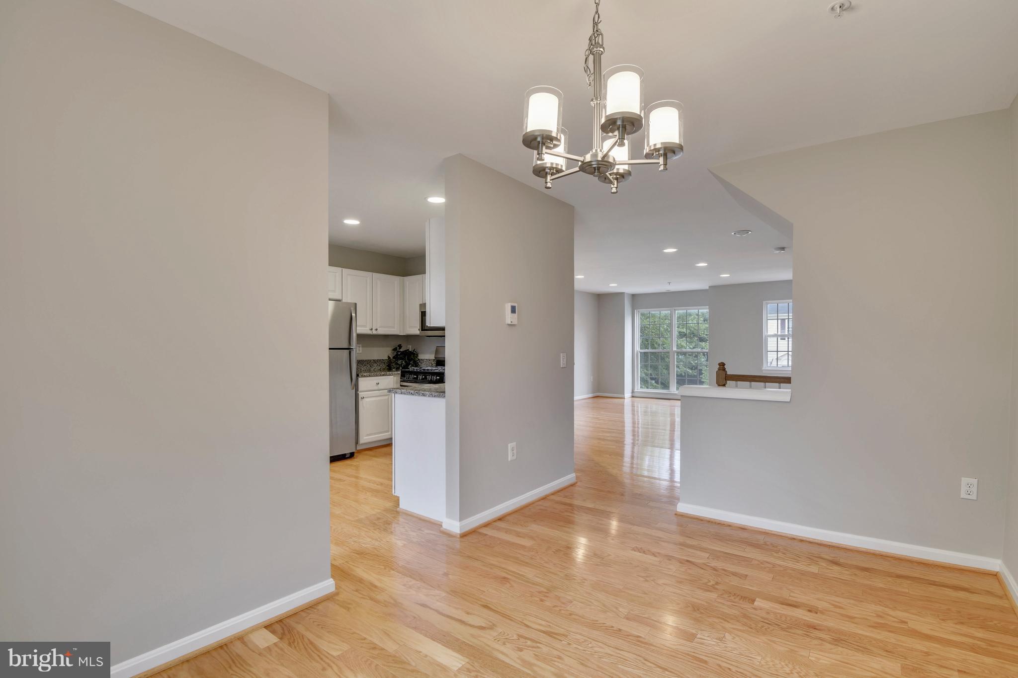 710 Howards Loop Annapolis, MD 21401 - Photo 10 of 28 Dining Room