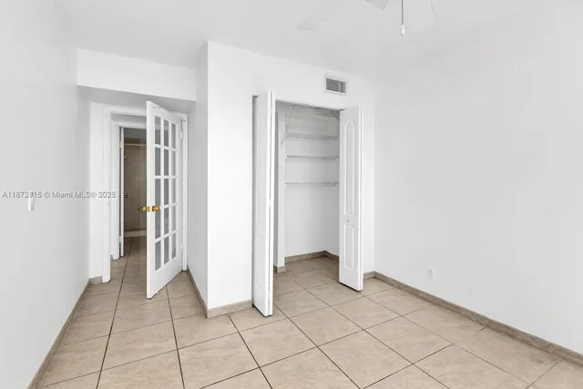 $215,000 | 2025 Northeast 164th Street, Unit 510, North Miami Beach, FL 33162