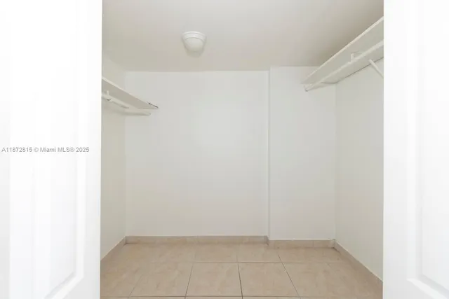 $215,000 | 2025 Northeast 164th Street, Unit 510, North Miami Beach, FL 33162