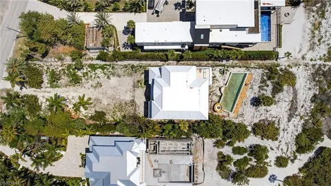 $4,000,000 | 3627 West Gulf Drive, Sanibel, FL 33957