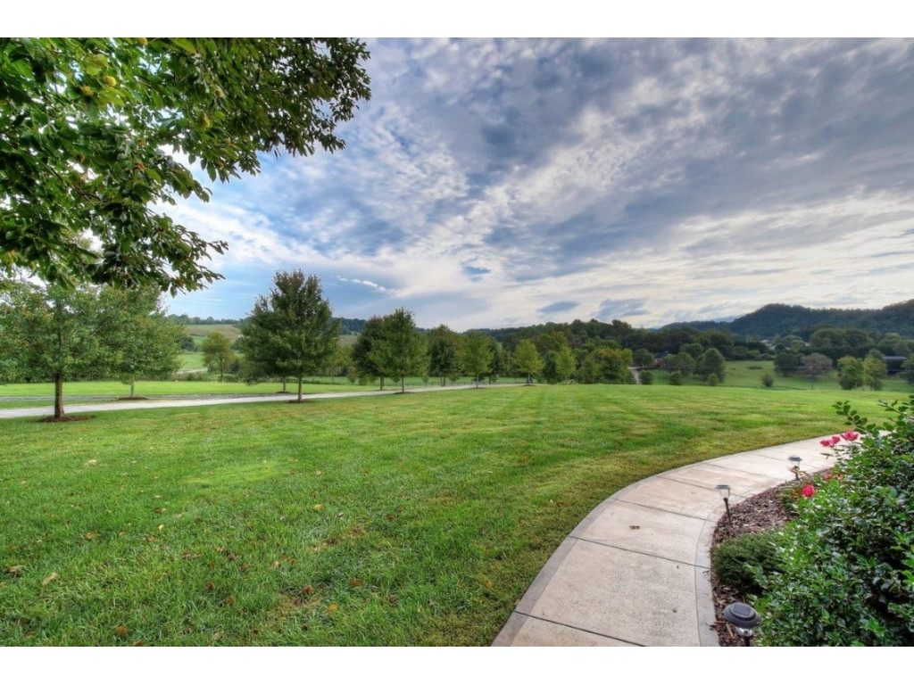 145 Edgefield Road Piney Flats, TN 37686 - Photo 32 of 36 Photo 32