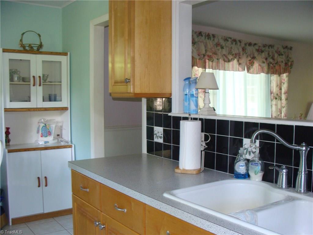 3057 King Billings Road Traphill, NC 28685 - Photo 17 of 30 Gallery Image 17