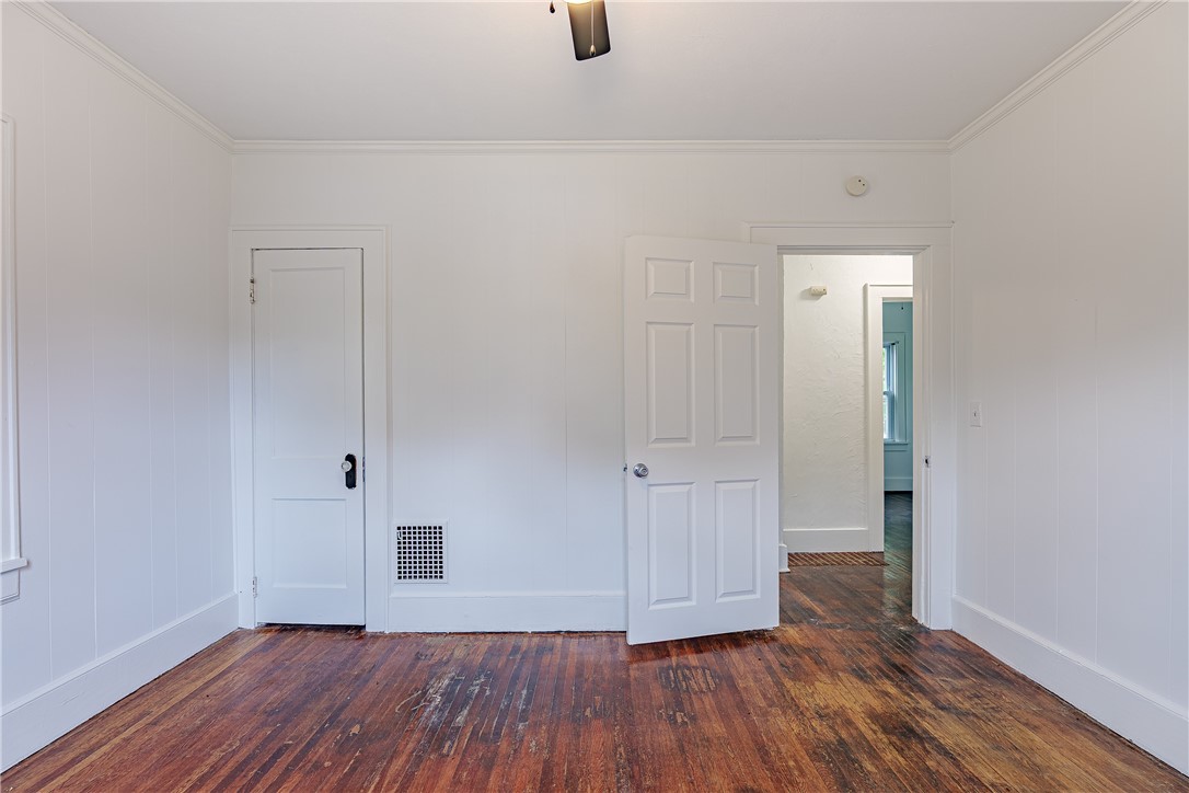 19 Traver Circle Rochester, NY 14609 - Photo 31 of 43 Gallery Image 31