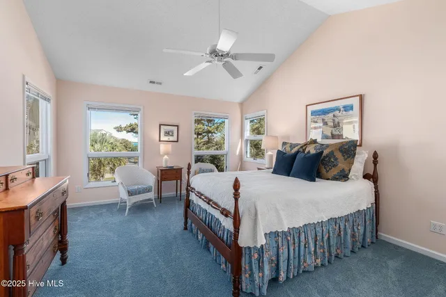 $1,250,000 | 107 Bogue Pines Circle, Pine Knoll Shores, NC 28512