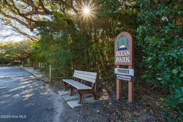 $1,250,000 | 107 Bogue Pines Circle, Pine Knoll Shores, NC 28512