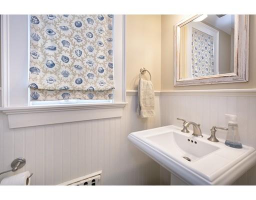 20 Sherwood Road Hingham, MA 02043 - Photo 7 of 28 Gallery Image 7