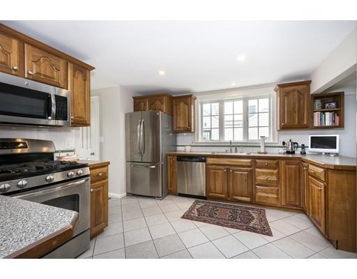 20 Sherwood Road Hingham, MA 02043 - Photo 9 of 28 Gallery Image 9
