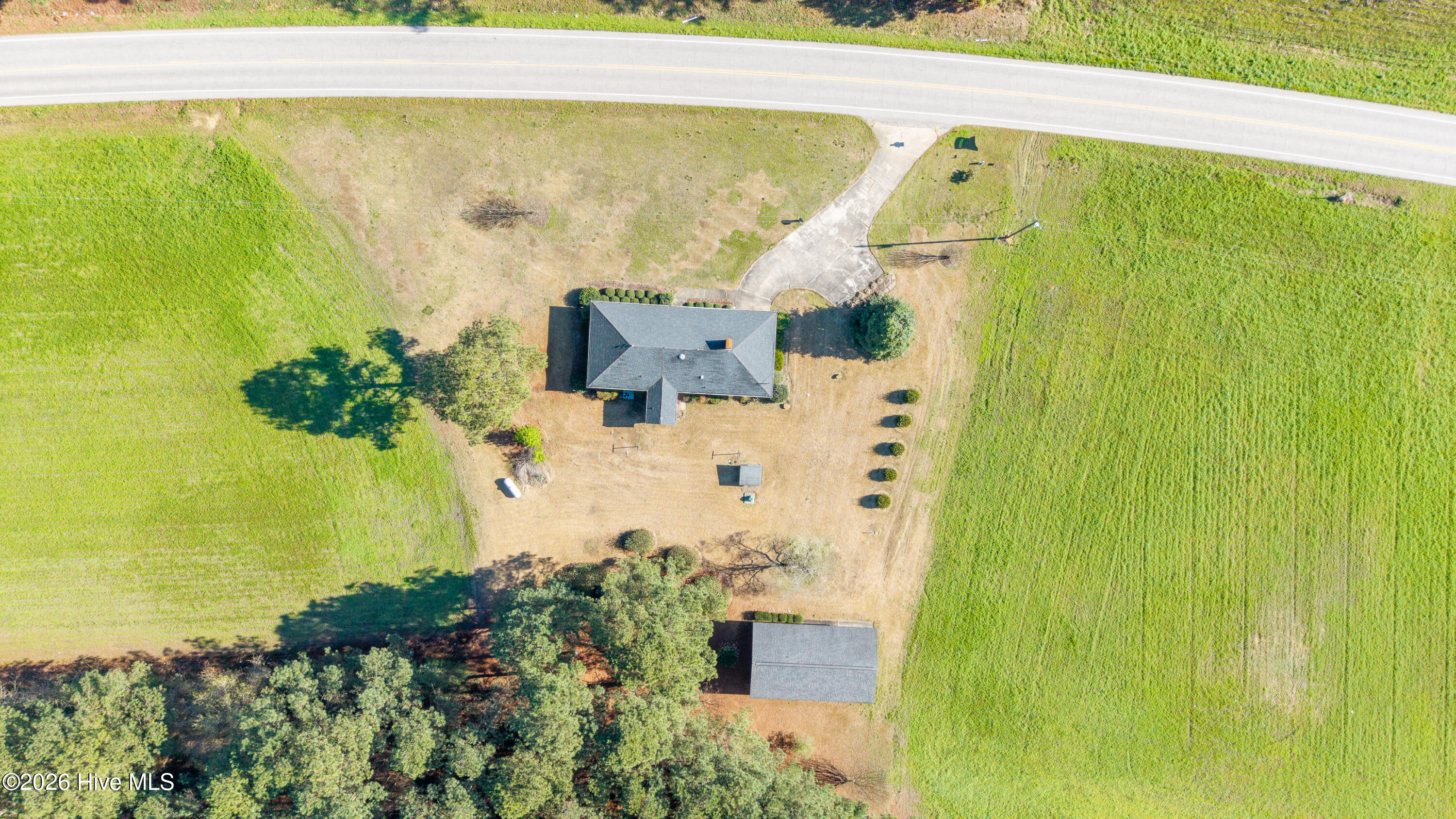 5424 Bonnetsville Road Clinton, NC 28328 - Photo 28 of 31 5424 Bonnetsville Rd-29