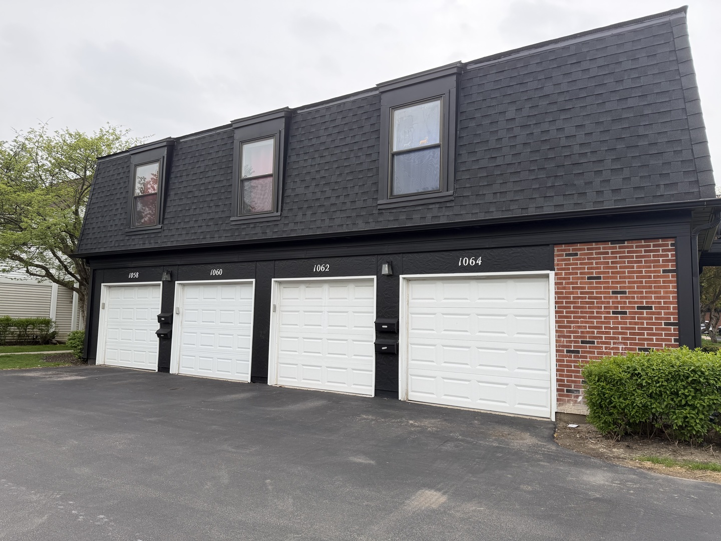 1062 Inverrary Lane Deerfield, IL 60015 - Photo 2 of 2