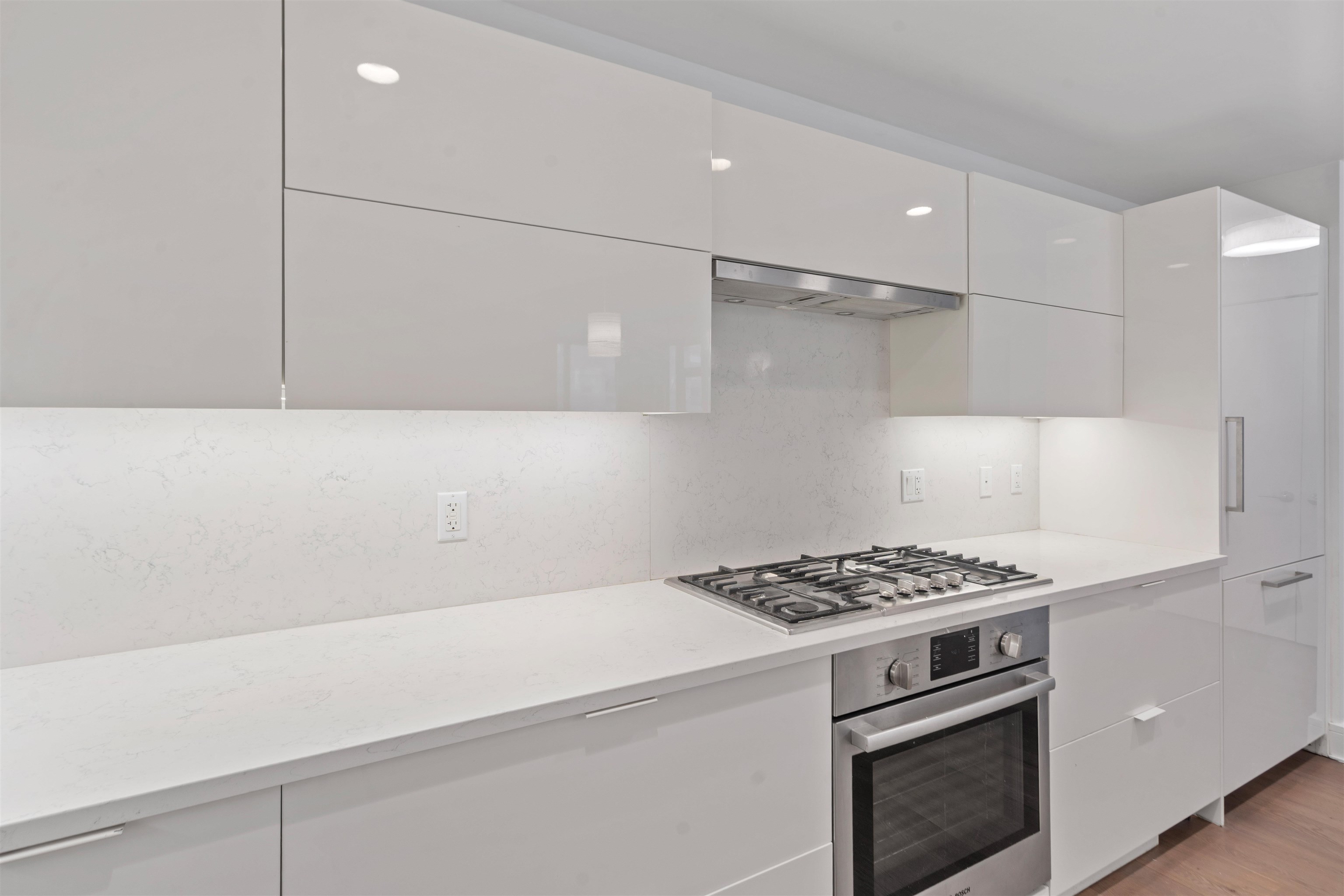 9 Ave At Port Imperial, Unit 920 West New York, NJ 07093 - Photo 3 of 23