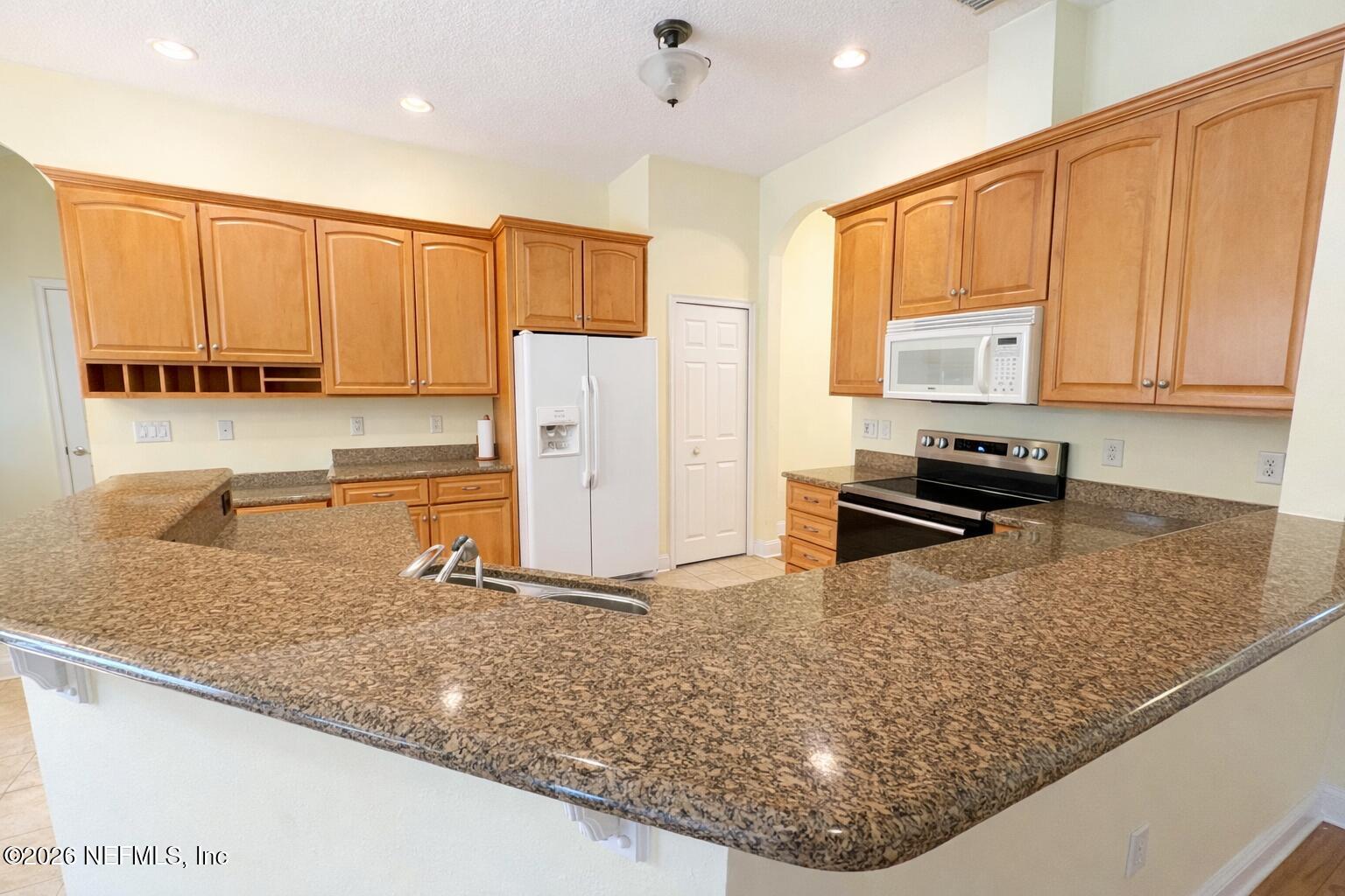2546 Crooked Creek Point Road Middleburg, FL 32068 - Photo 12 of 31 KITCHEN