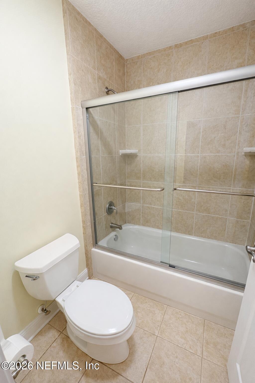 2546 Crooked Creek Point Road Middleburg, FL 32068 - Photo 24 of 31 GUEST BATH