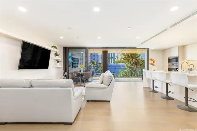 $2,788,000 | 1388 Ala Moana Boulevard, Unit 1406, Honolulu, HI 96814