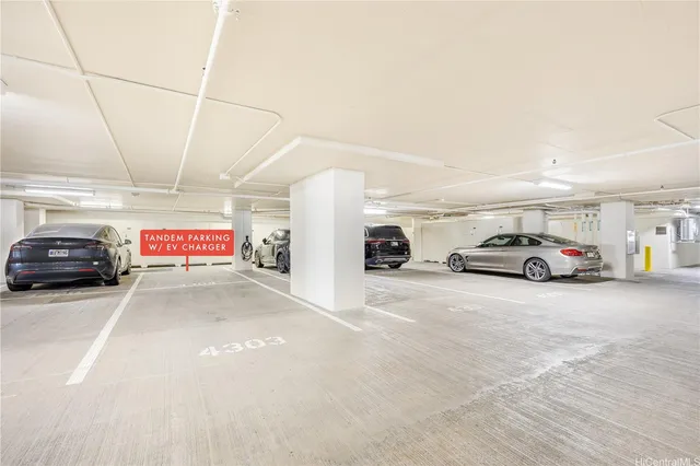 $2,688,000 | 1388 Ala Moana Boulevard, Unit 1406, Honolulu, HI 96814