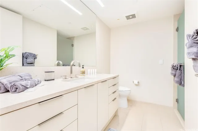 $2,688,000 | 1388 Ala Moana Boulevard, Unit 1406, Honolulu, HI 96814