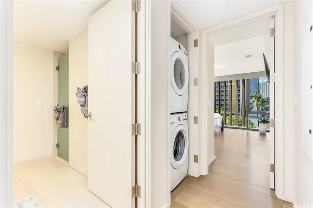 $2,688,000 | 1388 Ala Moana Boulevard, Unit 1406, Honolulu, HI 96814