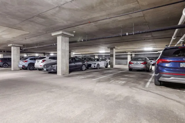 $3,195 | 404 North Washington Avenue, Unit 204, Minneapolis, MN 55401