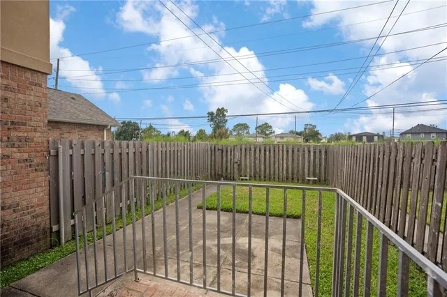 $1,500 | 62 Brandon Hall Drive, Unit C, Destrehan, LA 70047