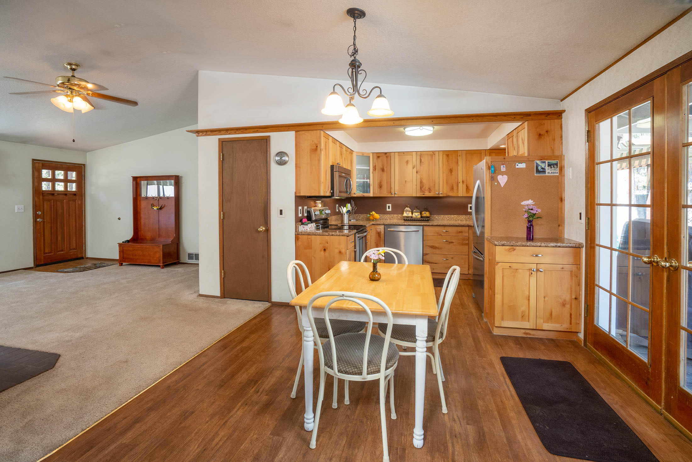 19200 Choctaw Road Bend, OR 97702 - Photo 5 of 35 19200 Choctaw Rd 0026 copy