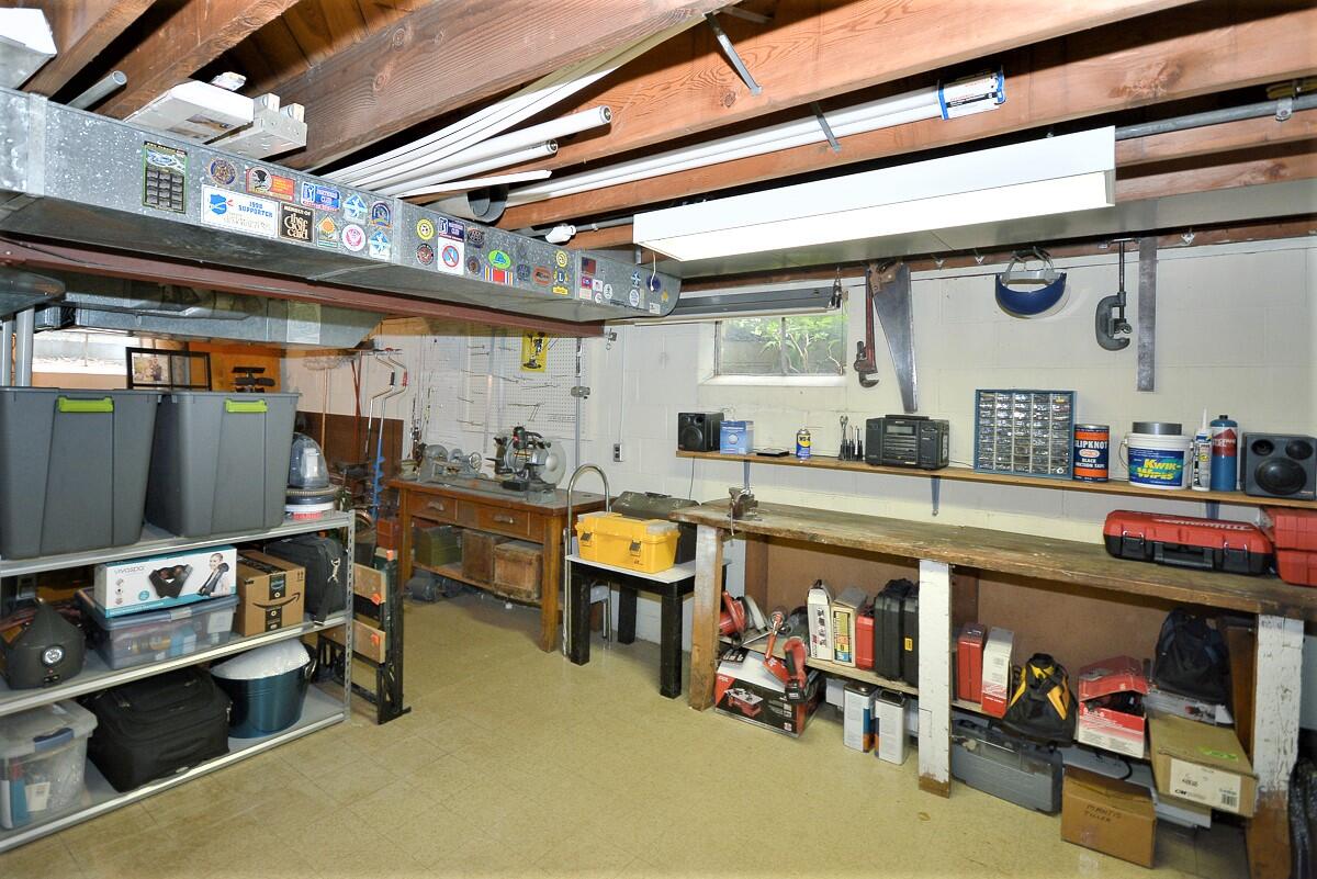 1335 North Drake Road Kalamazoo, MI 49009 - Photo 33 of 40 9