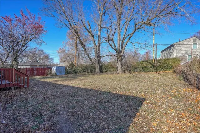 $200,000 | 6104 East 136th Street, Grandview, MO 64030