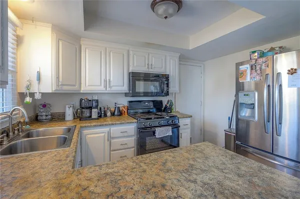 $189,000 | 6104 East 136th Street, Grandview, MO 64030