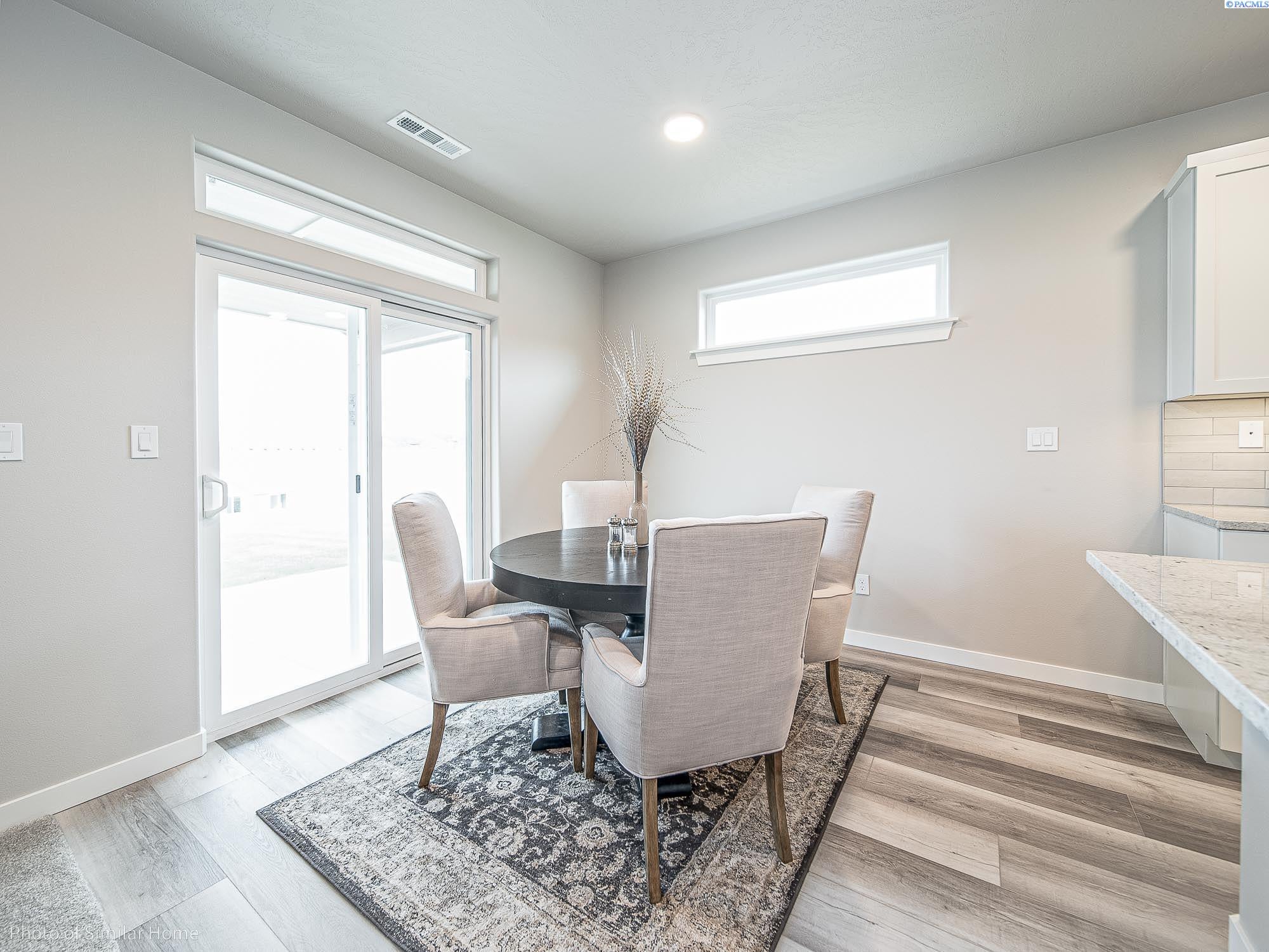 406 Stardust Court Grandview, WA 98930 - Photo 3 of 17 Gallery Image 3