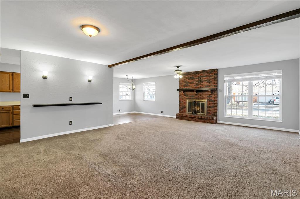 213 St John Drive Belleville, IL 62221 - Photo 3 of 23