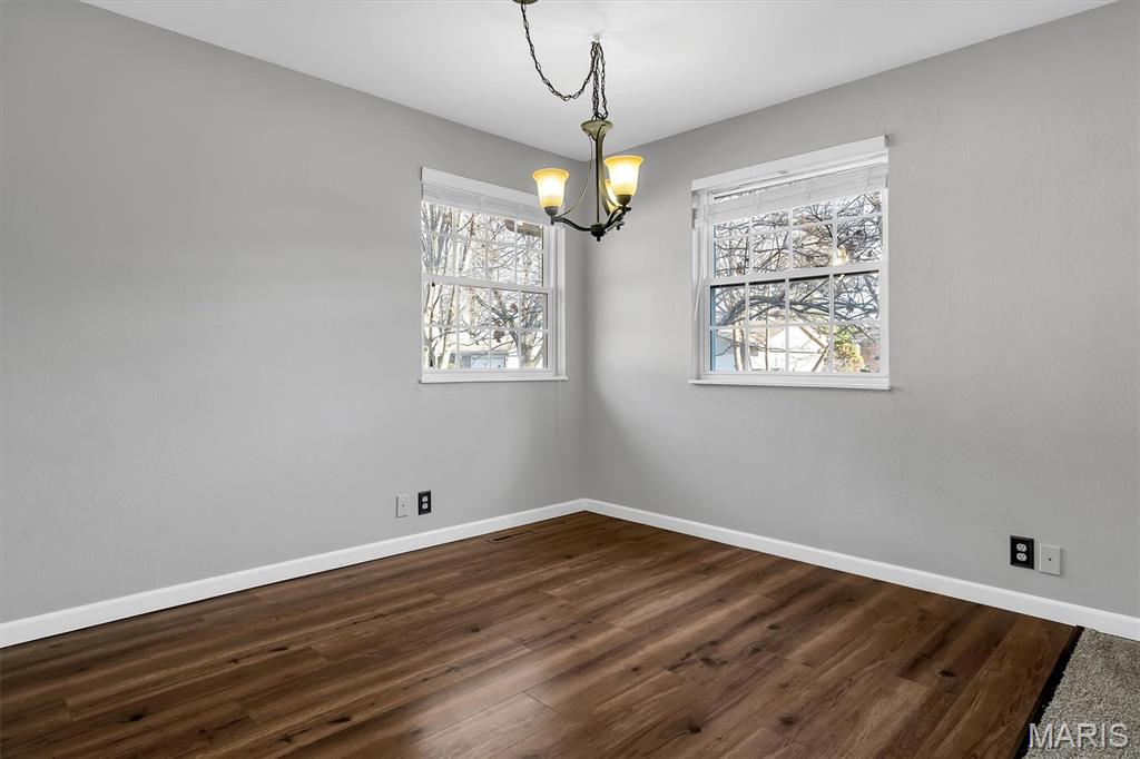 213 St John Drive Belleville, IL 62221 - Photo 8 of 23