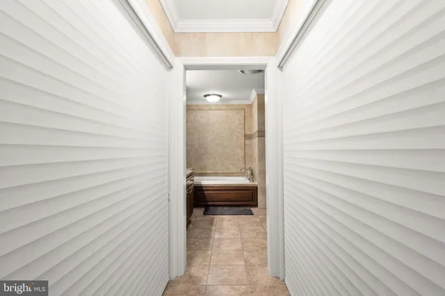 a bathroom with a tub