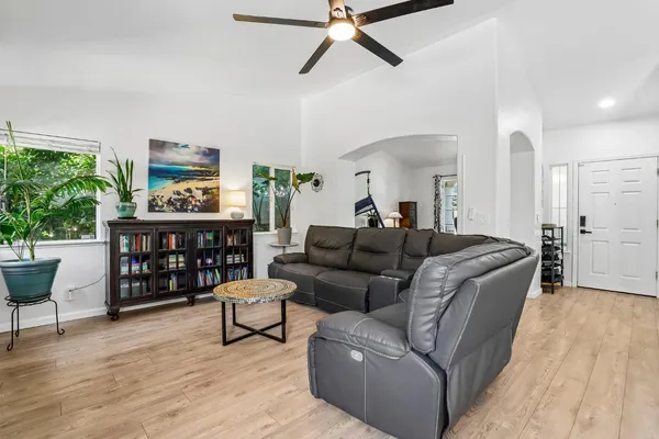 $449,900 | 2258 Oregon Way, Yuba City, CA 95991